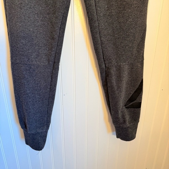 Reebok Women’s Dark Gray Athleisure Joggers Size Medium - Picture 7 of 12